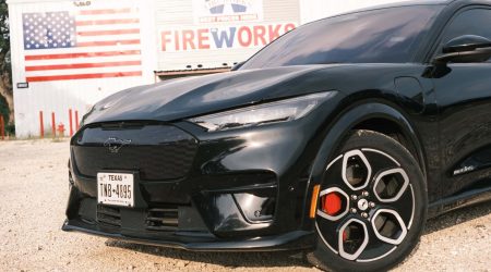 2023-ford-mustang-mach-e-gt.jpg