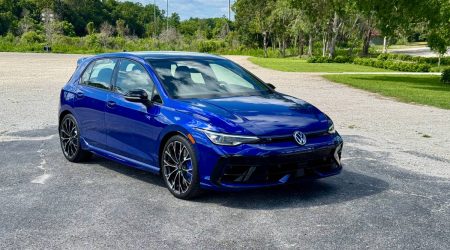 2026-volkswagen-golf-r.jpg