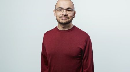 Demis_Hassabis_Headshot_2023_Please_credit_Ange.original-1-1.jpg