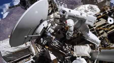 ESA_astronaut_Sophie_Adenot_during_EVA-98_pillars.jpg