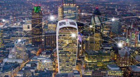 London_connectivity_with_Walkie_Talkie_smart_cities_Adobe1_rt.jpg