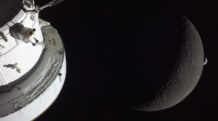 Moon_joy_Earth_love_pillars.jpg