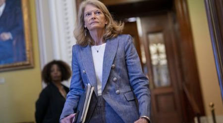 Murkowski-A-P-photo.jpg
