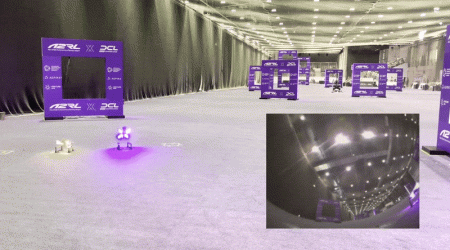 TU_Delft_s_autonomous_drone_racing_against_a_human_pilot_pillars.gif