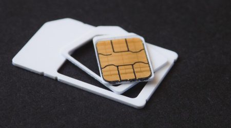 eSIM-tech-flaw-exposes-smartphones-to-serious-hacking-risks-e1752650313604.jpg