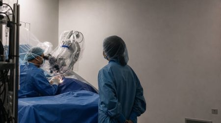 news-cover-clinical-ai-at-a-crossroads-skill-decay-robotic-surgery-and-the-wearable-data-frontier.jpeg