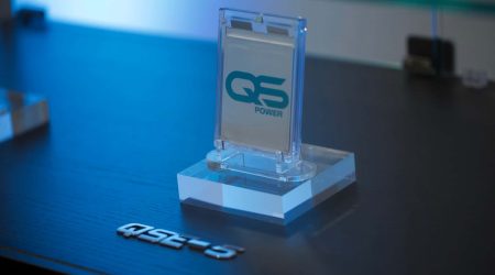 quantumscape-qse-5-solid-state-battery-cell.jpg